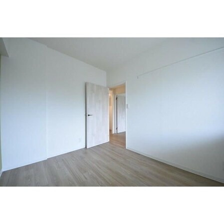 七里ガーデンの物件内観写真